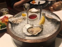 -恰餐厅及酒吧 CHAR Bar & Grill (北京丽都皇冠假日店)
