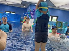 -龙格亲子游泳·水育早教运动中心(绿城店)