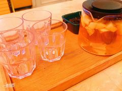 -自由港KTV(王子公主金平店)