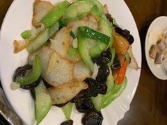 广东丝瓜焖自制鱼腐-日昌餐馆(亦庄店)