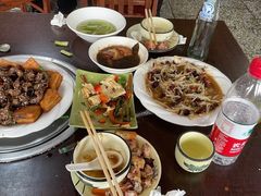 -金卯白肉罩火烧