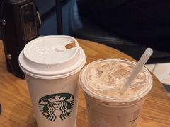 -星巴克(上海虹桥新天地二店)