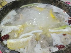 -墨脱石锅椰子鸡•海鲜糟粕醋(榆亚路店)