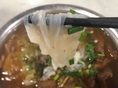 -炳记牛味粉店(四坊路店)