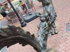 -王府井奥莱临潼小镇(临潼店)