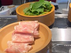 -龍歌自助小火锅(市南金茂湾店)