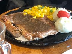 -豪客来牛排(中央花苑店)
