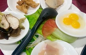 Pure Chicken Soup Crossing-the-Bridge Rice Noodles