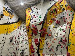 -问山MountQuest攀岩馆