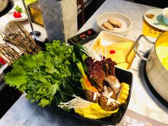 -澳美徕·港式花胶鸡火锅(高新万达店)