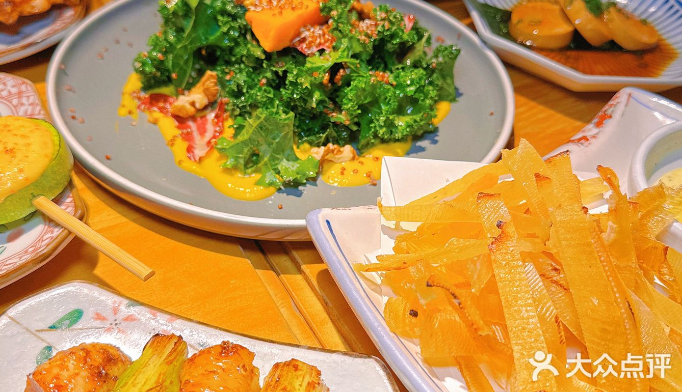 点亮夜色的青山萤火居酒屋