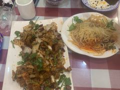 -桃子餐厅·天津菜(王顶堤总店)
