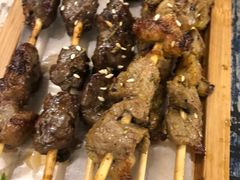 -衡哥肉铺