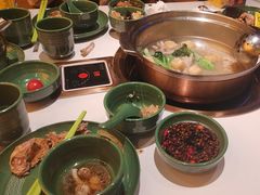-润园四季椰子鸡火锅(卓越INTOWN店)