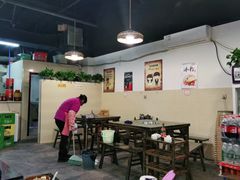 大堂-行是老火锅(恒大御龙天峰店)