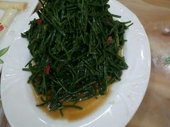 -苏莱特色牛骨滩羊手抓馆(长城东街总店)