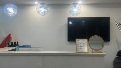 -YooMee优美智能科技美肤机构