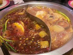 -沸炉重庆老火锅(军事博物馆店)