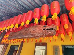 -龙华寺