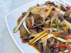 海参烧蹄筋-富临港·蒸汽海鲜·手抓海鲜·炒菜(栈桥店)