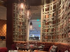 -恰餐厅及酒吧 CHAR Bar & Grill (北京丽都皇冠假日店)