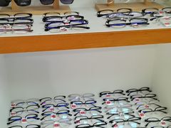 -沪睛眼镜蔡司官方授权店(金桥佳林路店)