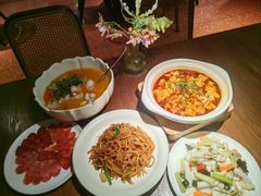 -肆海小川菜酒馆Wine Bistro (青年路店)