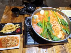 -辛明堂洞韩式芝士年糕火锅(万达店)