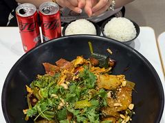 -醉人椒麻辣香锅(王府井喜悦店)