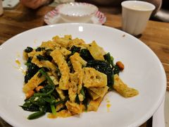 -清真·玛丽亚新疆菜主题餐厅(浙江中路店)