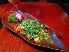 大理风味葱椒鸡-花马天堂云南餐厅 Lost Heaven(外滩店)