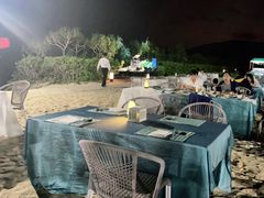 -亚龙湾希尔顿自助餐厅·海鲜·烧烤·沙滩BBQ·现场乐队
