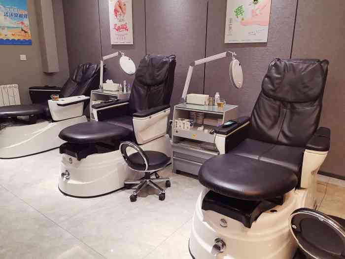 逸足堂修脚(田村店)-"(位置)地理位置比较好找 一下车就能看见.