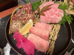 -山川小町·极番烧肉(新地假日广场店)