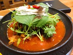 土豆排骨火锅-喇喇排骨火锅·传统韩式脊骨汤(望京西园总店)