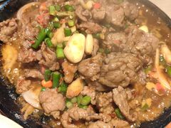 招牌石锅牛肉-吴氏老妈·23年家常菜(古城店)