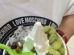 -三佰瑞冻酸奶(凯德MALL店)