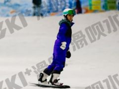 -乔波室内滑雪场
