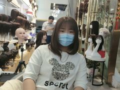 -LAQUEEN 时尚健康假发(万象城总店)