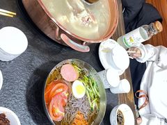 -朴小妹人参鸡汤火锅(长白山万达店)