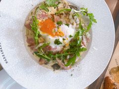 -Mark&Mars Restaurant