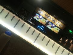-肥肥虾庄·金牌油焖大虾(杨园滨江时代walk店)