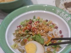 -百春原湖南牛肉粉(百联世纪店)