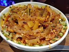 -三人行骨头王火锅(长寿店)