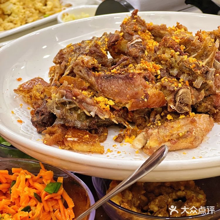 来泉州一定要来这家老牌海鲜餐厅吃烤鹅！