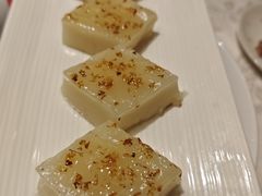 -品悦酒店(三林古镇店)