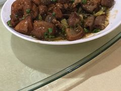 -鲤鱼塘农家山庄