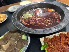 -重庆故事姊妹老火锅(财经学院店)