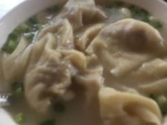 炖鸡抄手-胡成记口蘑龙眼包子(盐道街店)