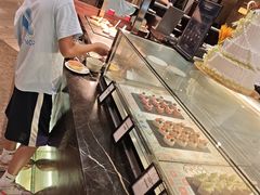 -广州万富希尔顿酒店·感趣自助餐厅·金秋蟹宴生蚝海鲜刺身